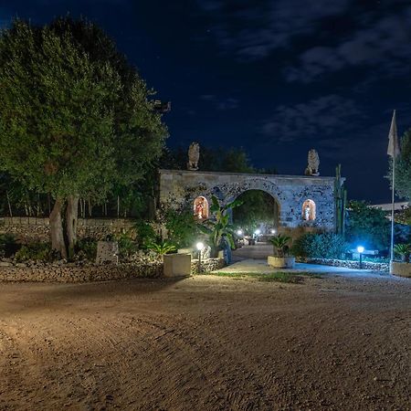 Вилла Masseria Cinti Bagnolo del Salento Экстерьер фото